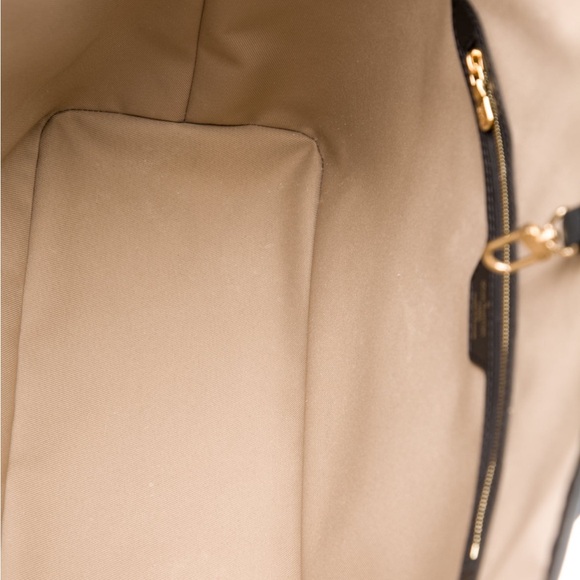 Louis Vuitton Neverful Beige Tote - Picture 12 of 14